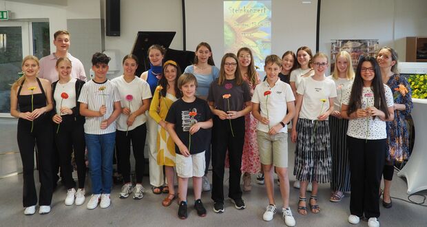 Steinkonzert -  offene Bühne – ein Konzert so bunt wie unsere Schülerschaft