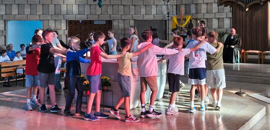 Jede Speiche zählt: Gottesdienst zum Start des Schuljahres